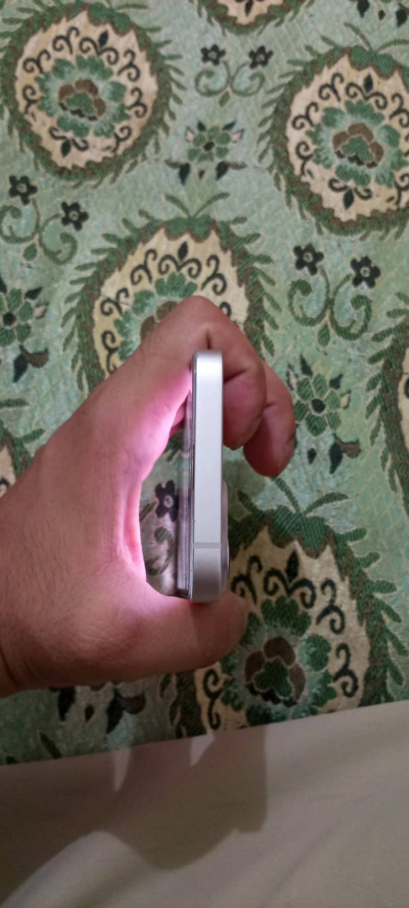 iPhone 13 5