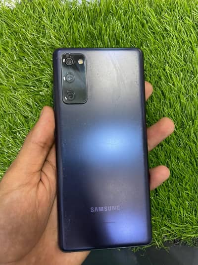 Samsung S20 FE 6/128 GB Non Pta 10/9 Cond Minor Front Glass Crack