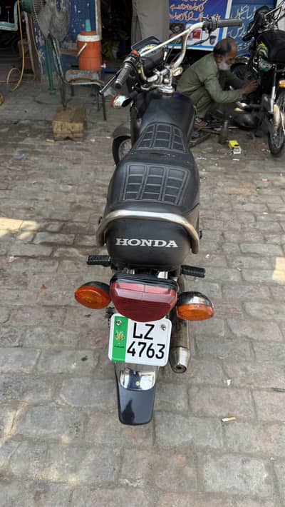 Honda 70 2004 model