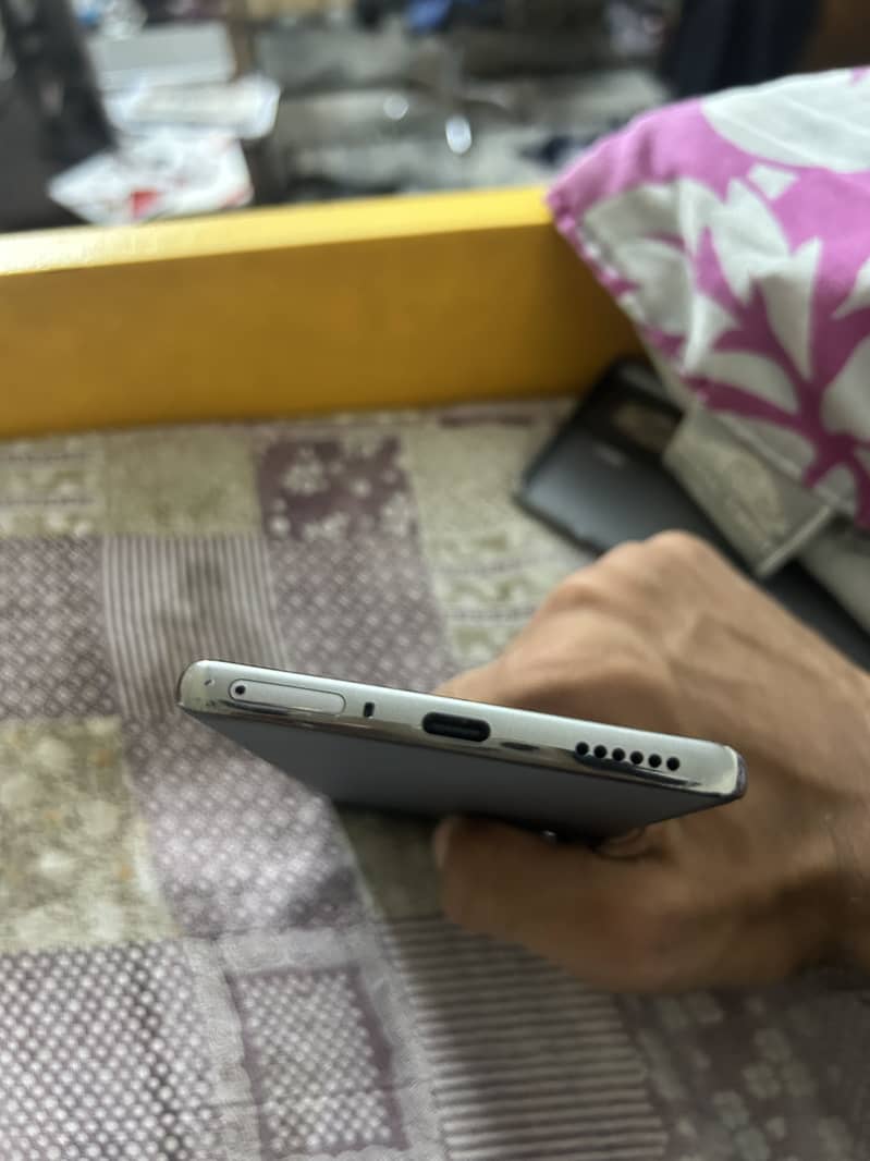 Tecno CAMON 40 Pro 2