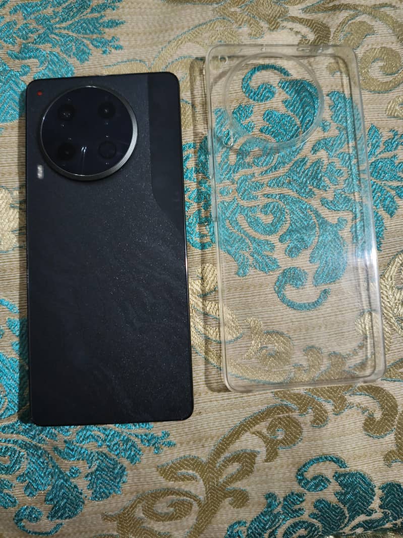 Tecno CAMON 30 3