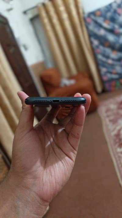 Apple iPhone XR 4 months complete sim time with jv chip