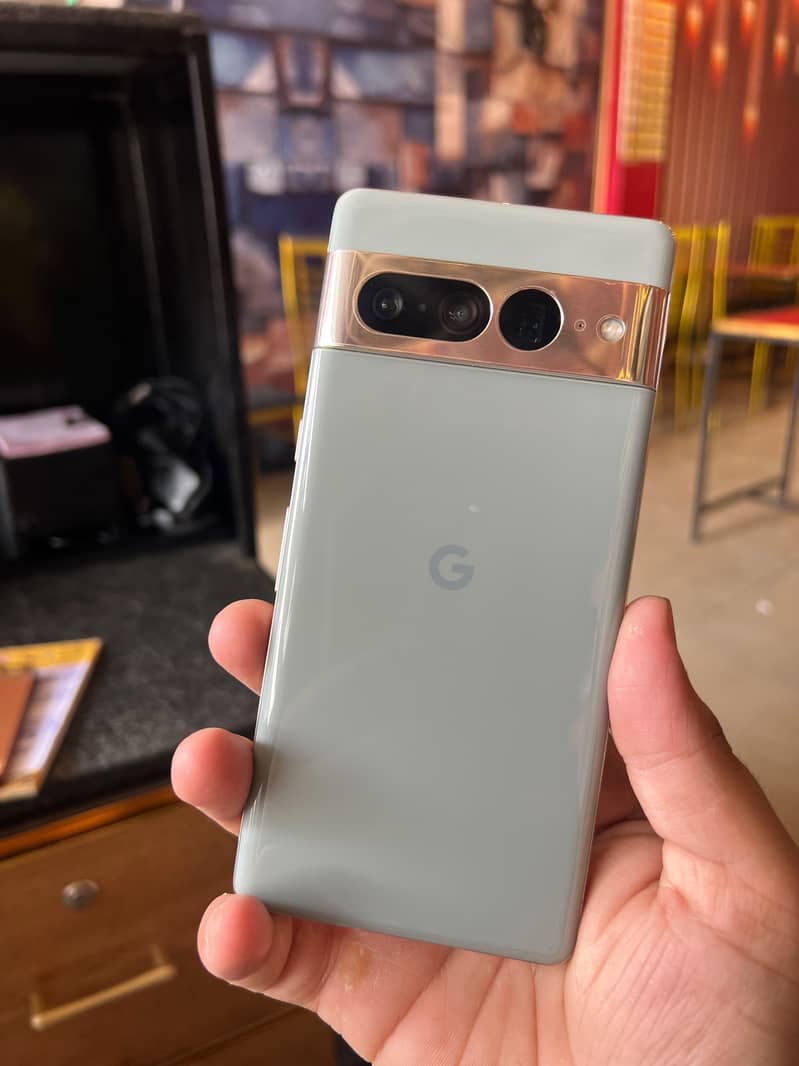 Google Pixel 7 Pro 2