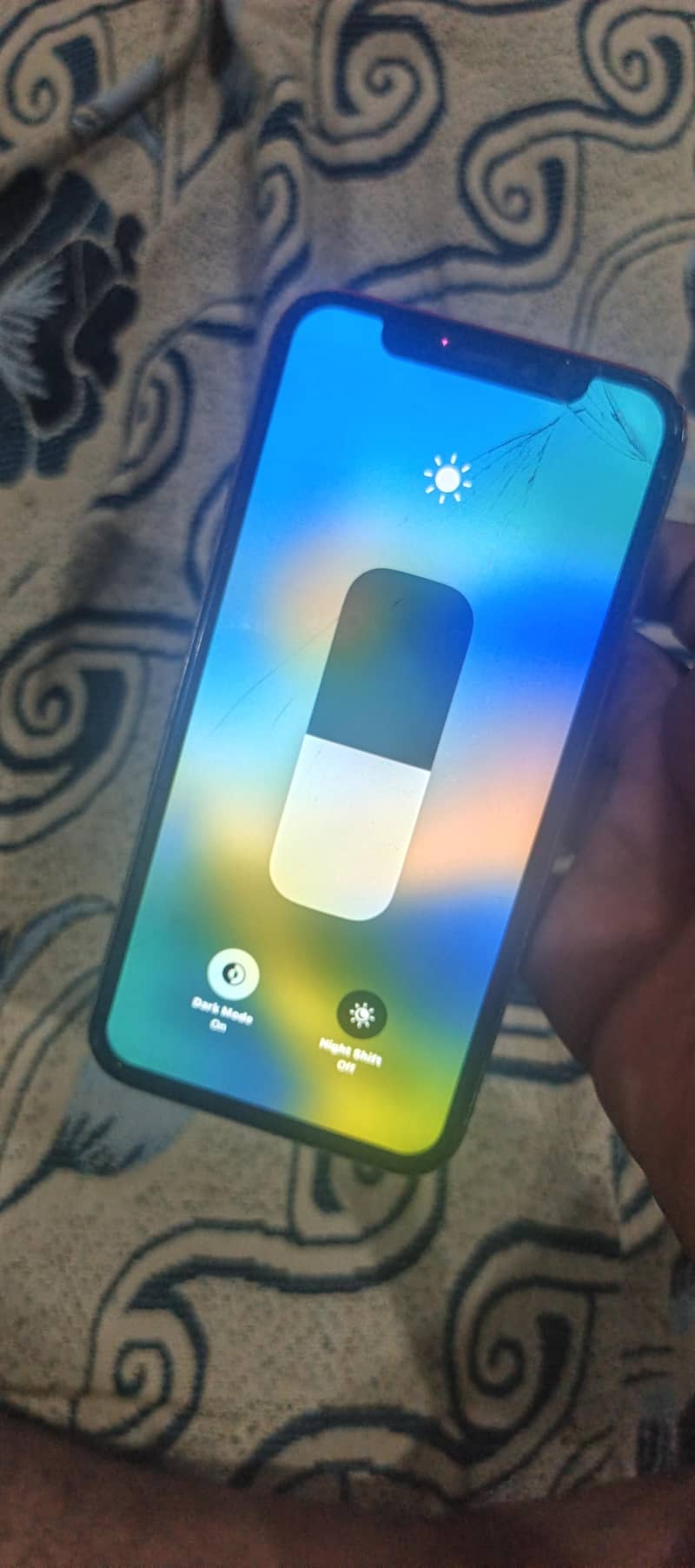Apple iPhone X 4