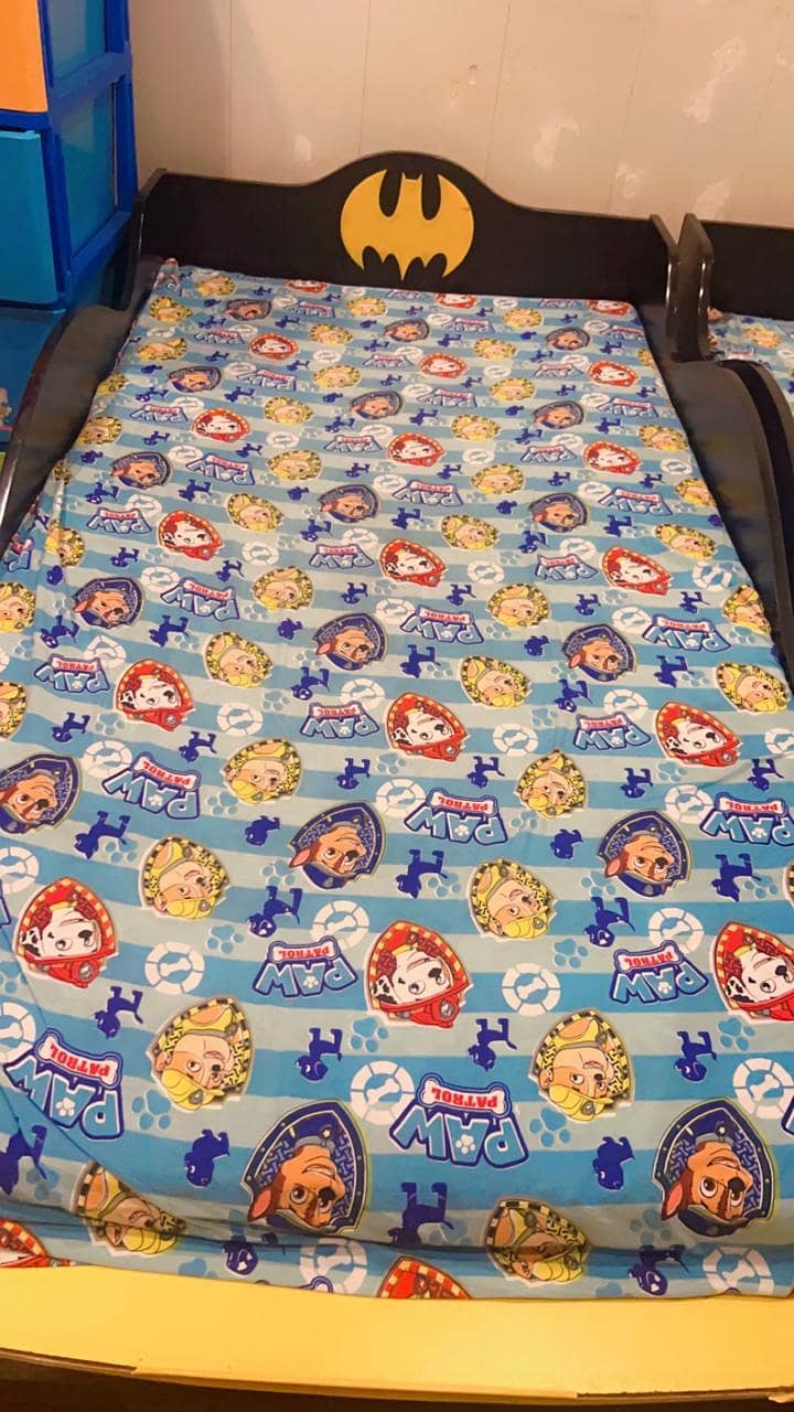 Batman lightning bed 4