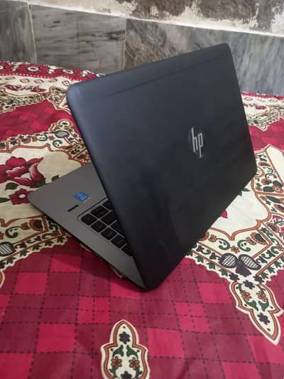 Corei5 5th generation 8gb Ram