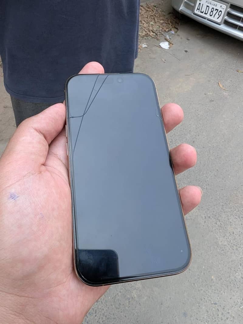 Apple iPhone 16 Pro Official Pta 0