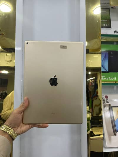 Apple iPad Pro 12.9″ | 1st Generation & 2nd Generation | 32GB & 64GB