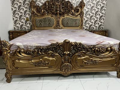 bed and dressing chinoti