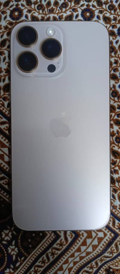 Apple iPhone 16 Pro Max