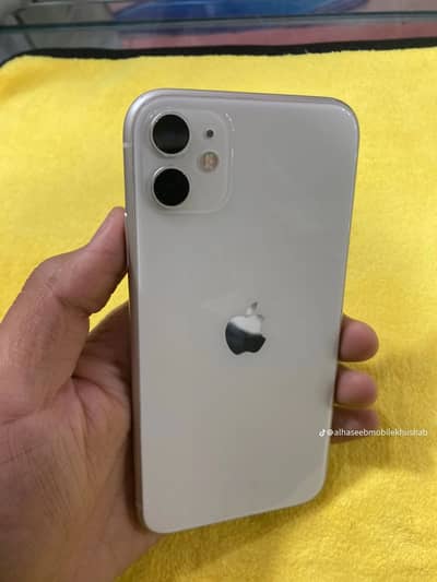I phone 11 256 GB PTA APPROVED  86% Battery Health white colour