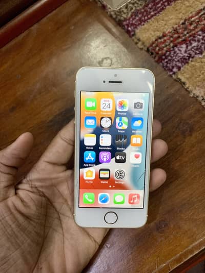 iPhone SE 16gb PTA oprovd