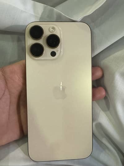 Apple iPhone 16 Pro Max