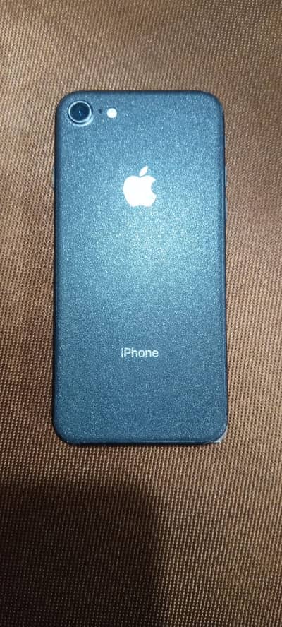 iPhone 8 /64GB original Battery health 89%