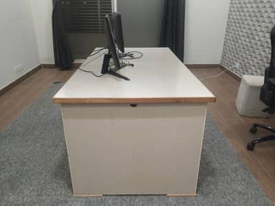 Workstation for Freelancers, Designers, Gamers and Developers