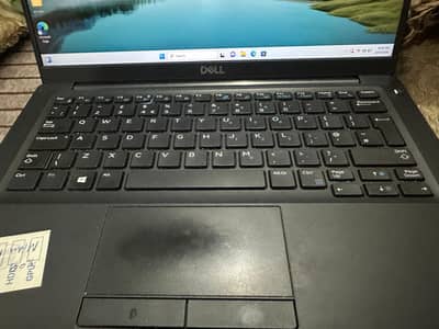 Dell laptop Latitude 7390