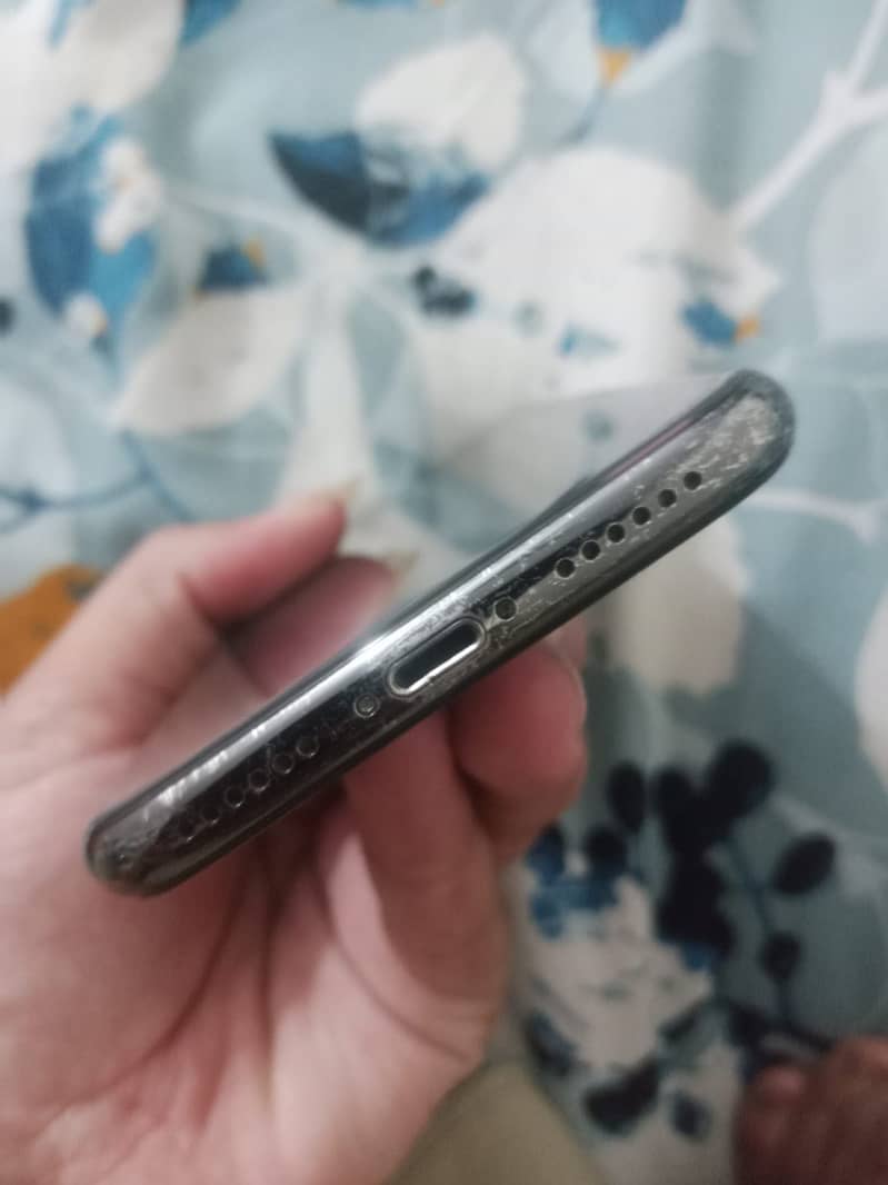 Apple iPhone X 2