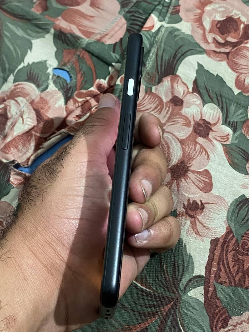 Google Pixel 4 6