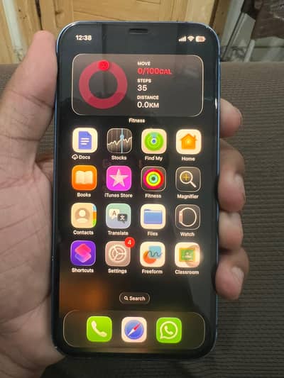 Apple iPhone 12