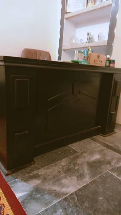 office table and chair