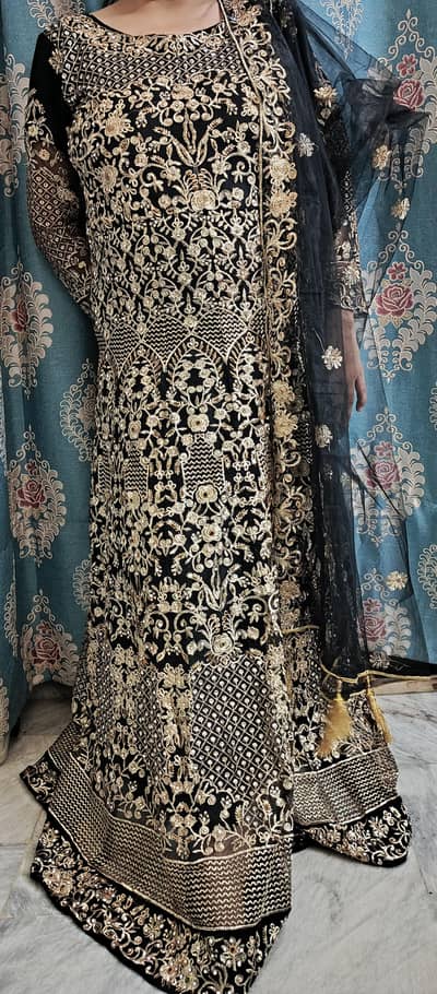 Black Maxi Dress + Net Dupatta – Perfect Condition – Large Size
