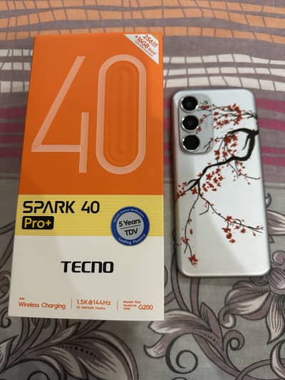 Tecno Spark 40 pro plus