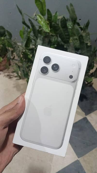 Apple iPhone 17 Pro Max 256gb Physical Sim +Esim