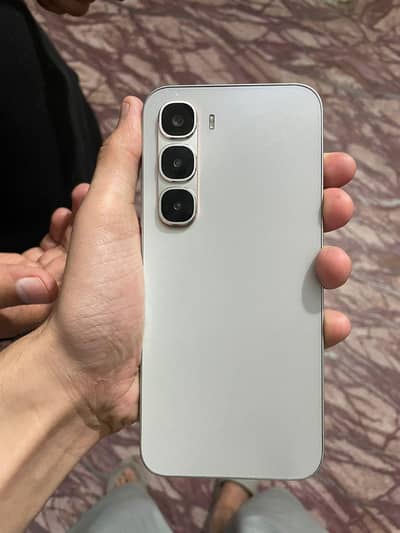 Infinix Hot 60 Pro