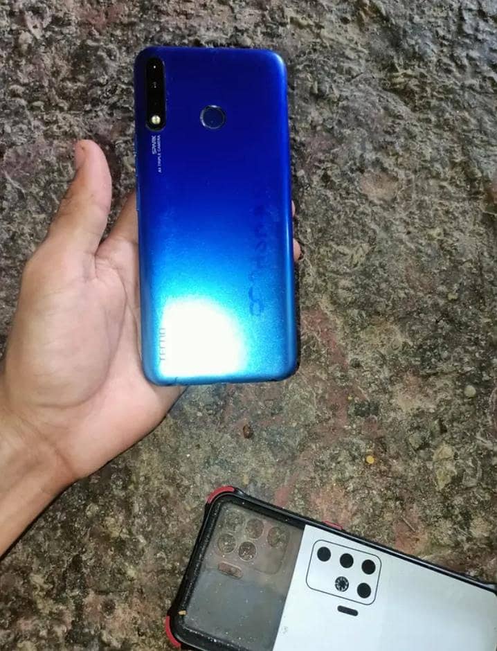 Tecno Spark 4 0
