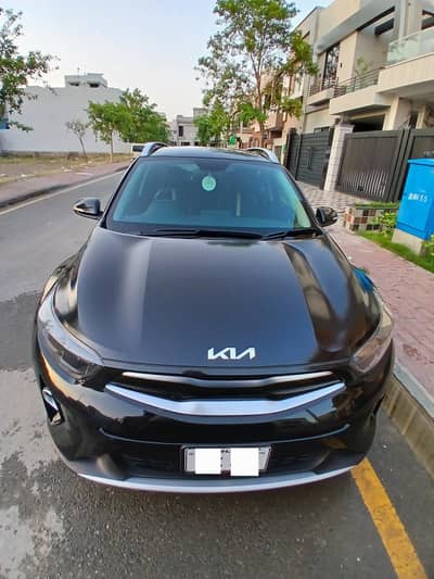 KIA STONIC EX +