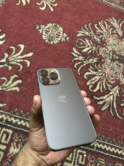 Apple iPhone 13 Pro