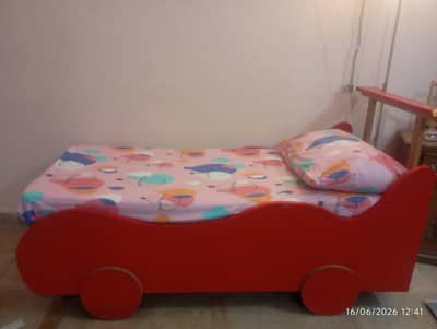 kids bed/ car bed/with mattress