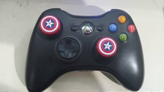 Xbox 360 e slim 320 gb