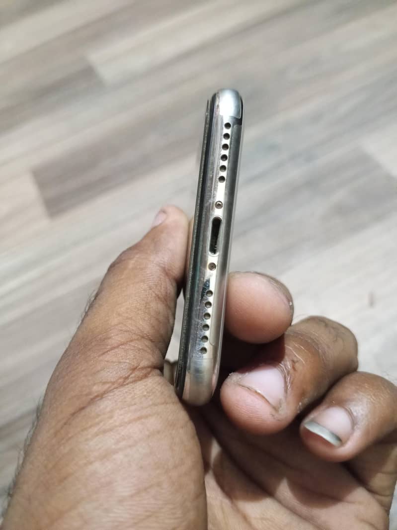 Apple iPhone X 1