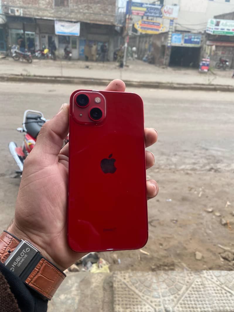 Apple iPhone 13 1