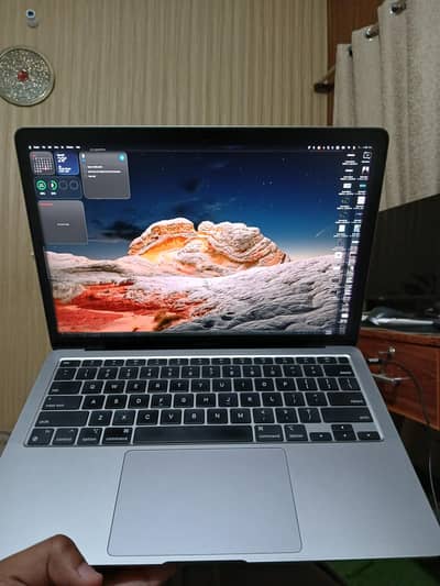 MacBook Air M1 2020 8 GB 256 GB