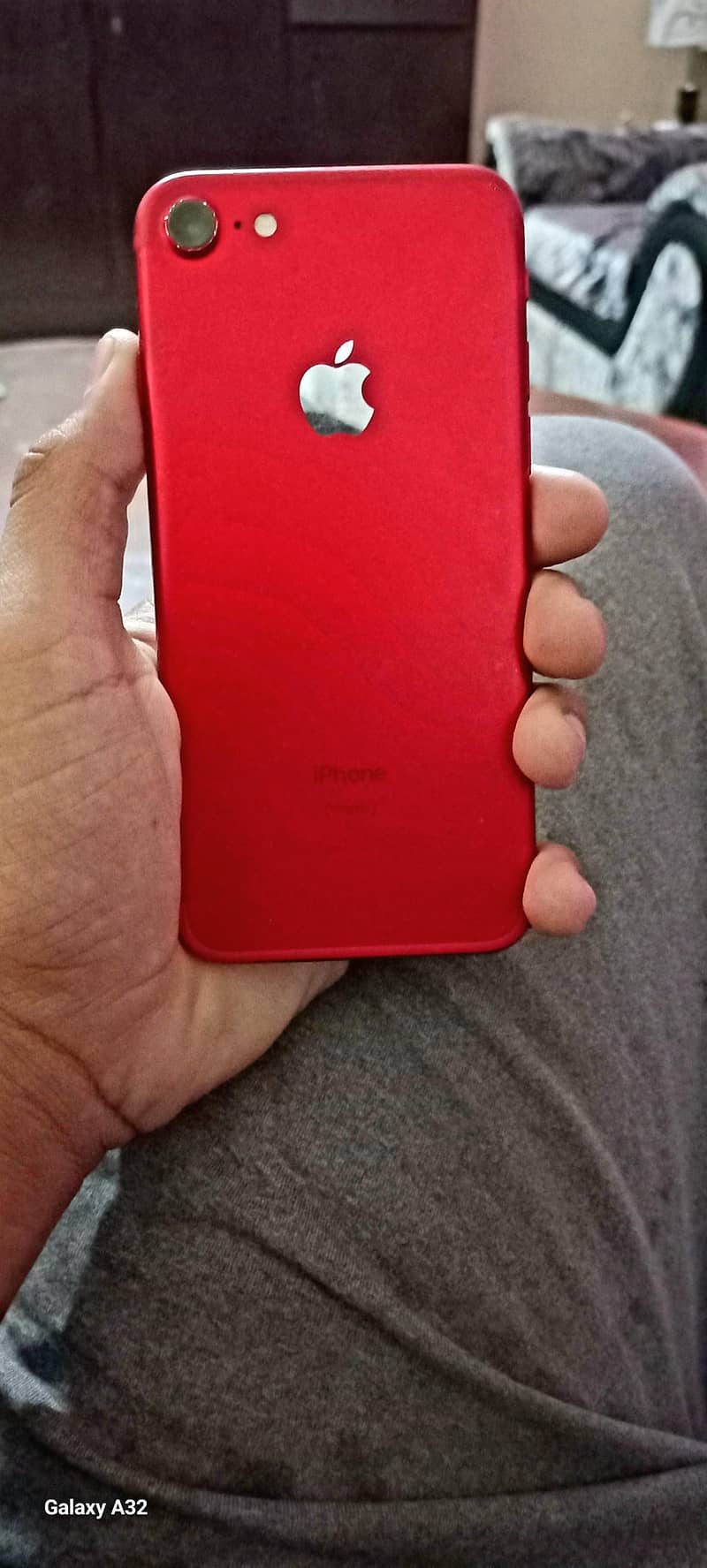 Apple iPhone 7 2
