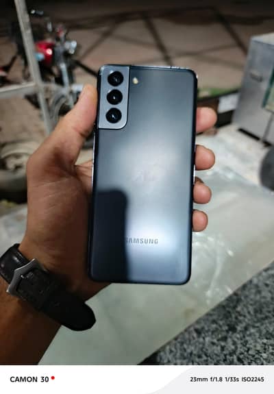 Samsung s21 8/128