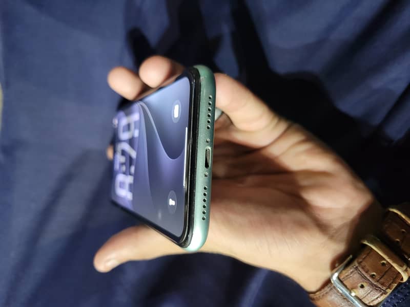 Apple iPhone 11 2