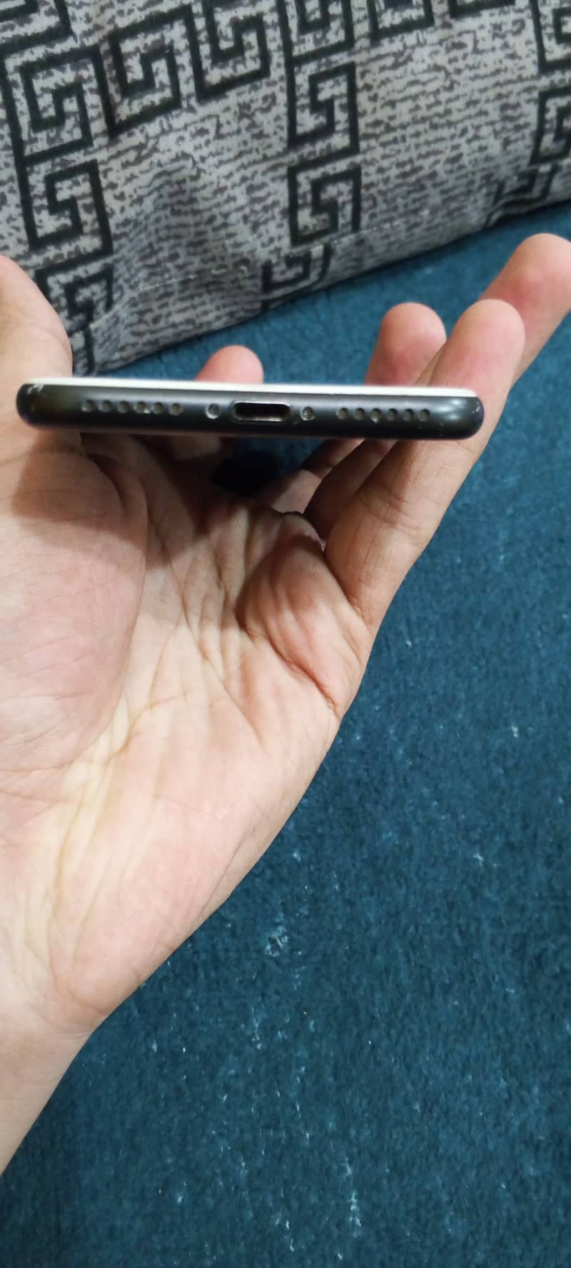 Apple iPhone 7 2