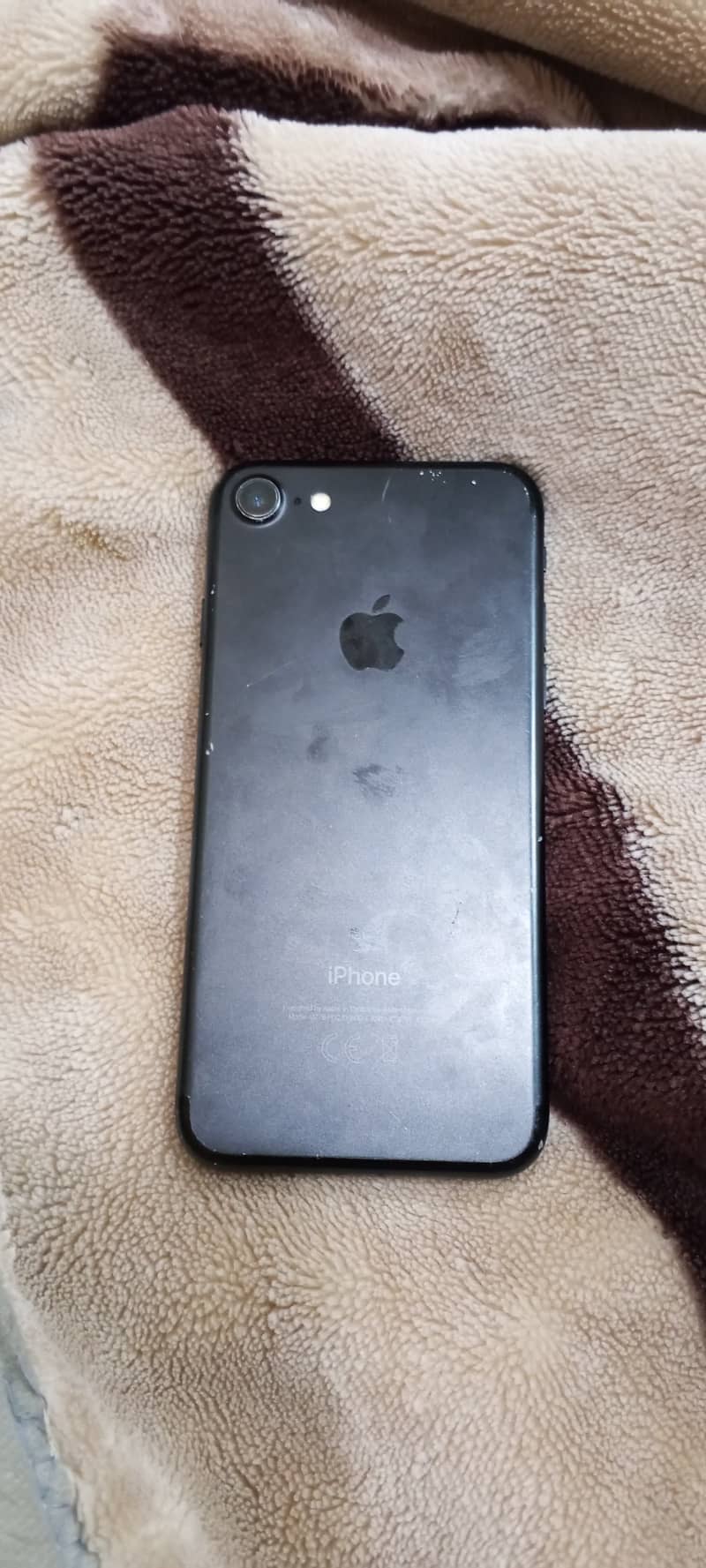 Apple iPhone 7 3