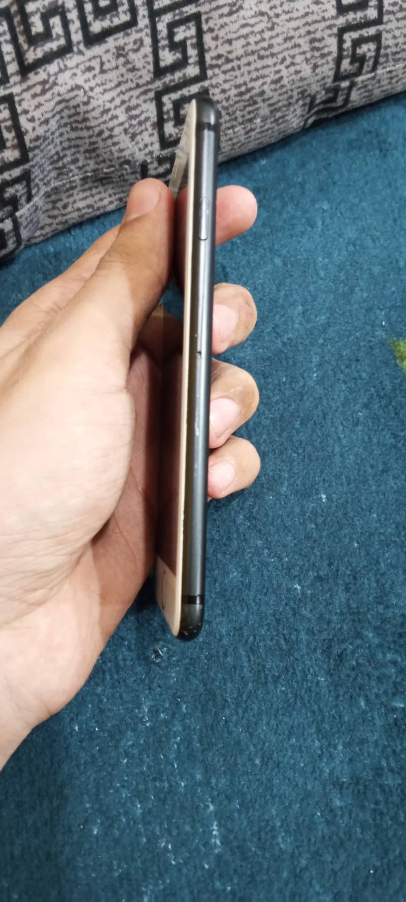 Apple iPhone 7 4