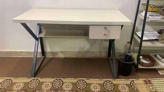 Office table with Rack