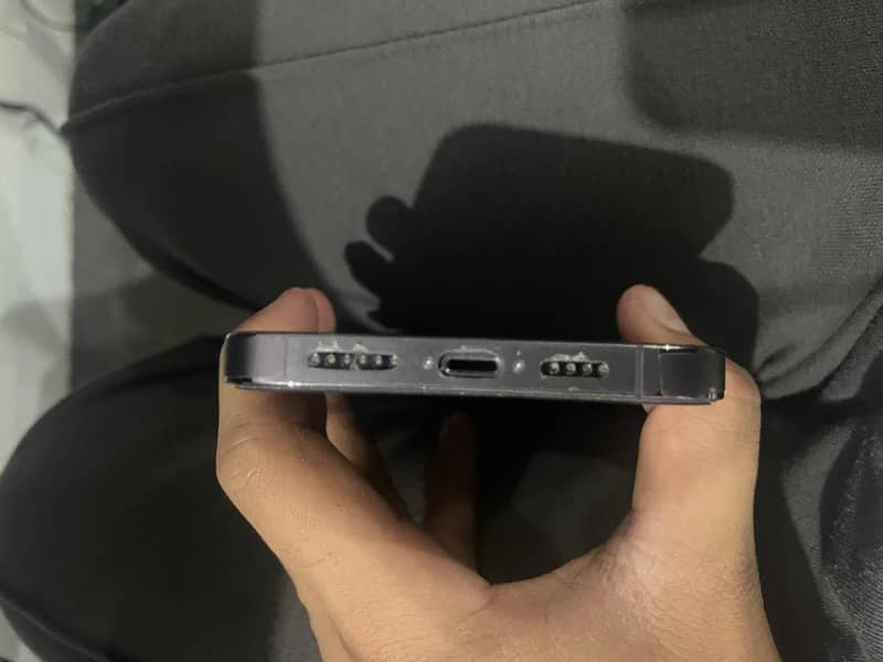 Apple iPhone 14 Pro Max 2