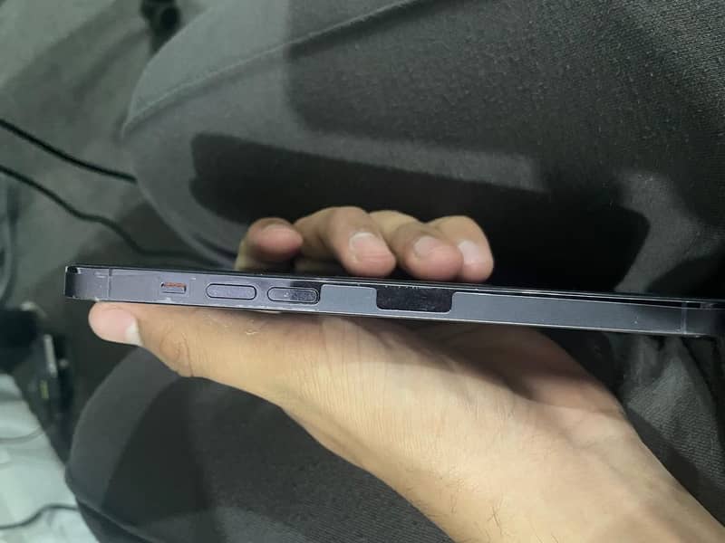 Apple iPhone 14 Pro Max 3