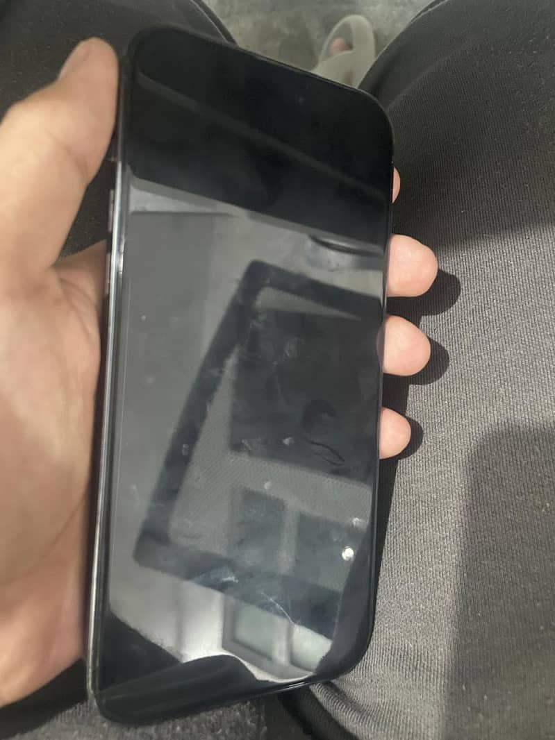 Apple iPhone 14 Pro Max 5