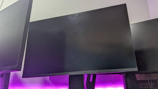 HP Envy 27 inch 4k Borderless Gaming Monitor lcd / led