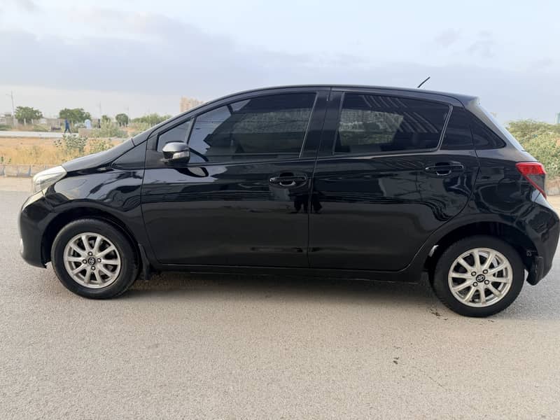 Vitz 2012/15 6
