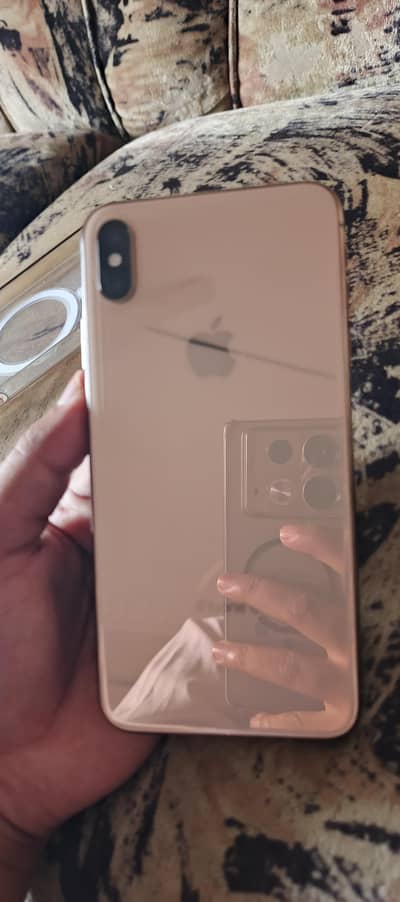 i phone XS Max Fresh 10 by 10 Golden sealed phone