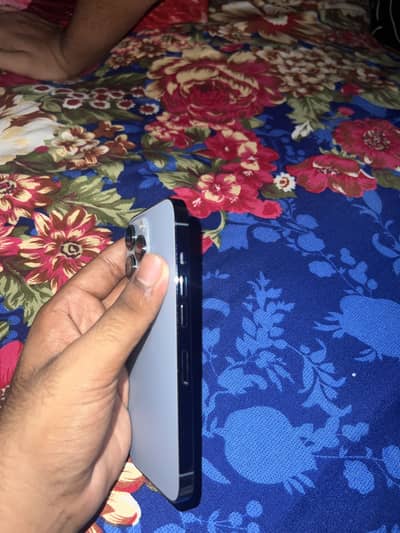 Apple iPhone 13 Pro